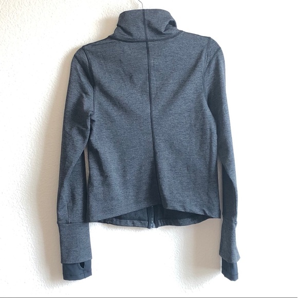 NWT Under Armour Studiolux Yoga Jacket Grey M - Picture 2 of 12